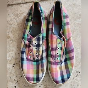 Airwalk plaid shoes. Size 6. Like new